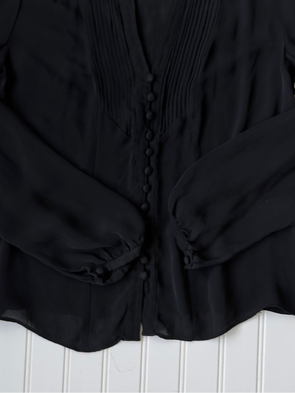 Black Pure Silk Blouse Pleated Front Button Up Bishop Sleeves Size Medium - Picture 3 of 7